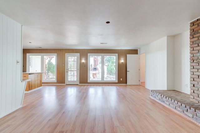 1906 55th Street, Lubbock, TX 79412