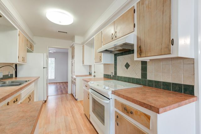 1906 55th Street, Lubbock, TX 79412