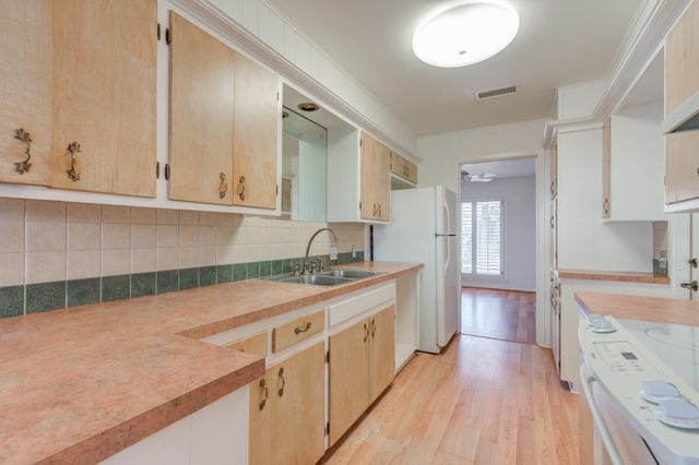 1906 55th Street, Lubbock, TX 79412