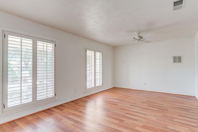 1906 55th Street, Lubbock, TX 79412