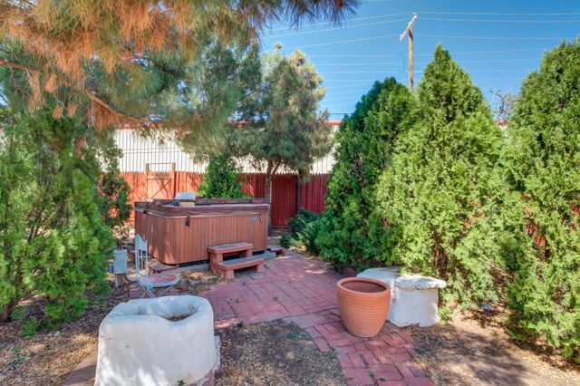 1906 55th Street, Lubbock, TX 79412