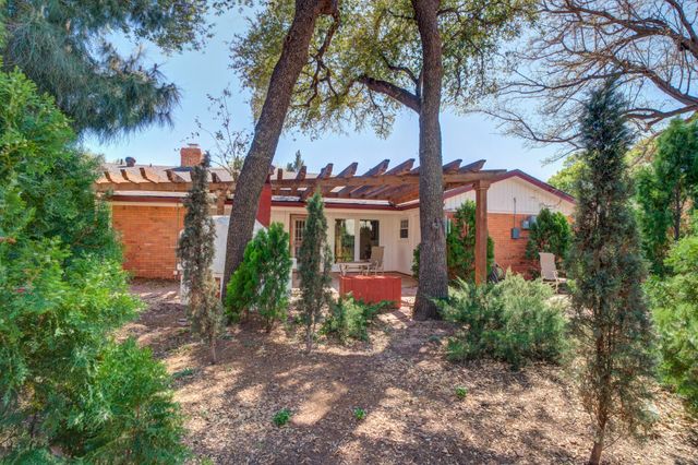 1906 55th Street, Lubbock, TX 79412