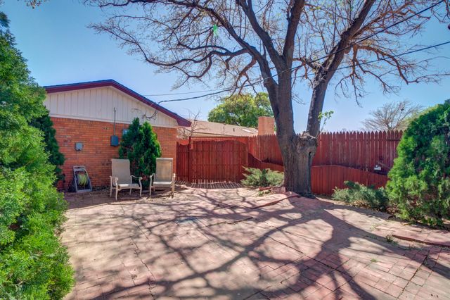 1906 55th Street, Lubbock, TX 79412