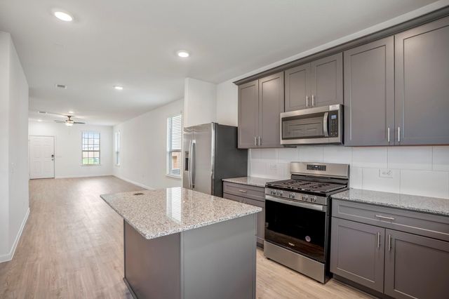 16915 Elm Grove Road, Conroe, TX 77302