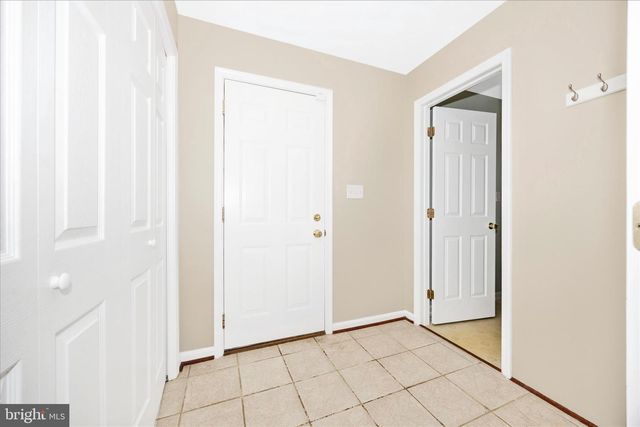19138 OLDE WATERFORD RD, Hagerstown, MD 21742