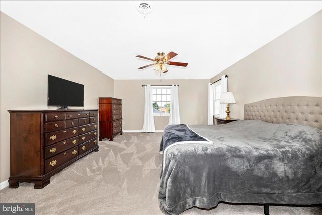 19138 OLDE WATERFORD RD, Hagerstown, MD 21742