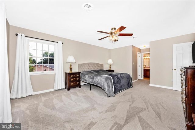 19138 OLDE WATERFORD RD, Hagerstown, MD 21742