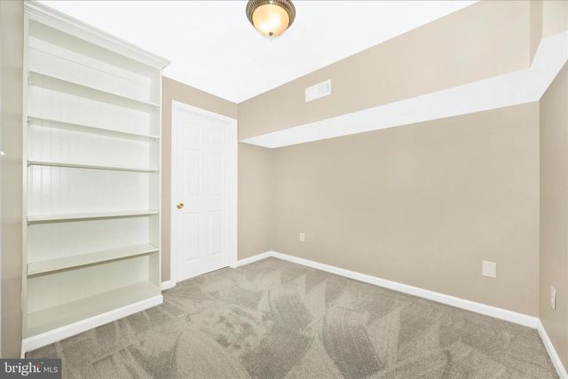 19138 OLDE WATERFORD RD, Hagerstown, MD 21742