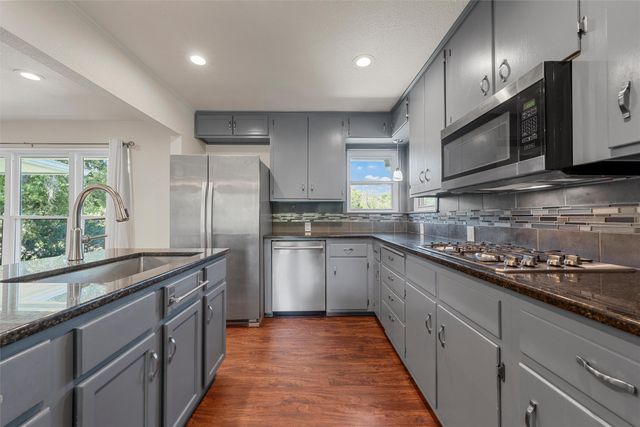 4407 Shady Glen Drive, Waco, TX 76708