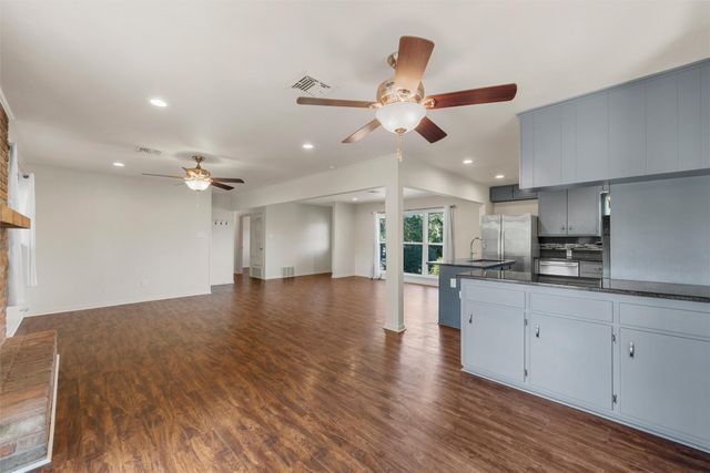 4407 Shady Glen Drive, Waco, TX 76708