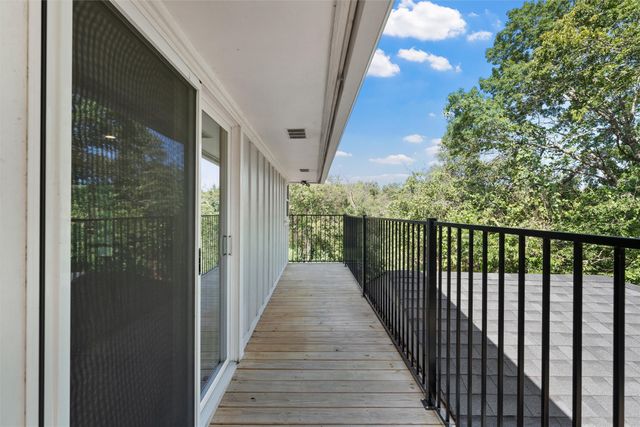 4407 Shady Glen Drive, Waco, TX 76708