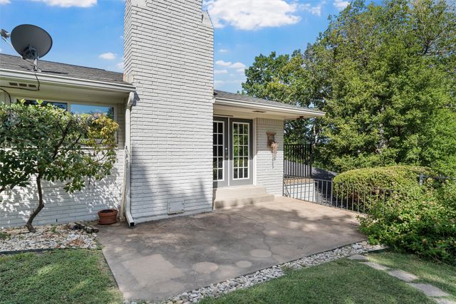 4407 Shady Glen Drive, Waco, TX 76708