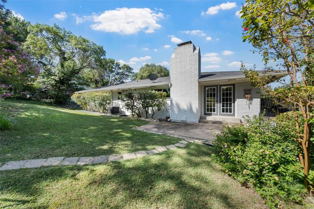 4407 Shady Glen Drive, Waco, TX 76708