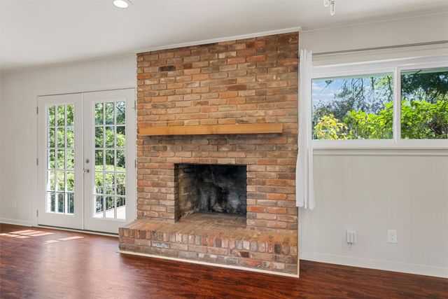 4407 Shady Glen Drive, Waco, TX 76708