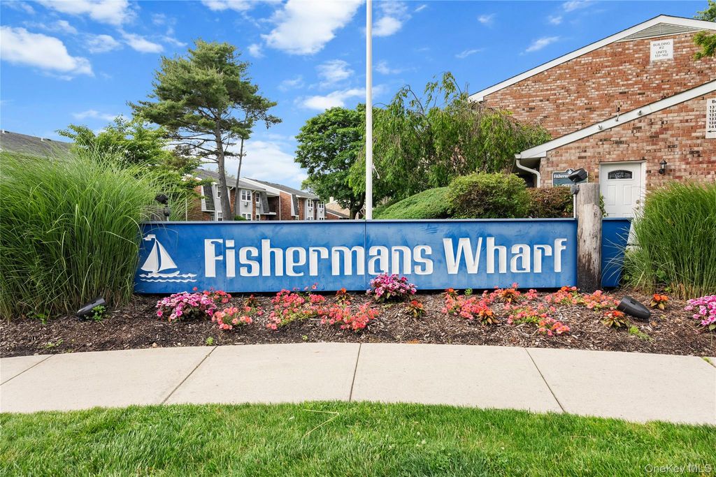 162 Millard 162, West Babylon, NY 11704