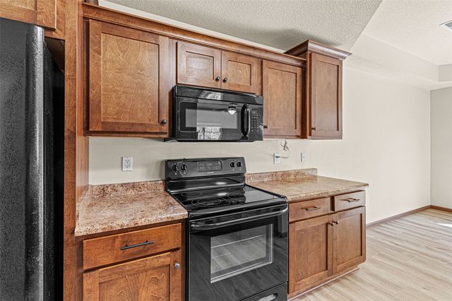 1538 Burr Drive, North Liberty, IA 52317