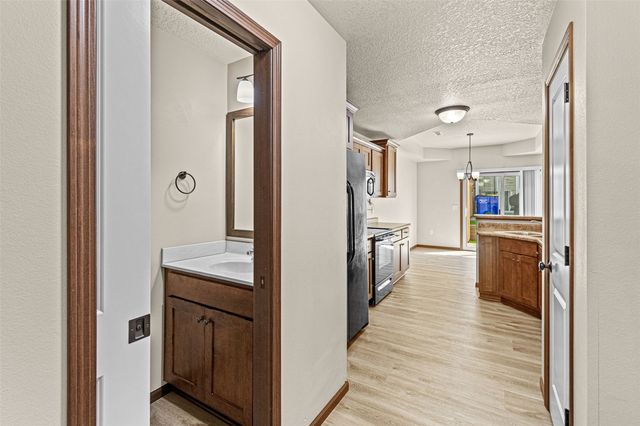1538 Burr Drive, North Liberty, IA 52317