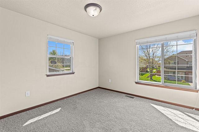 1538 Burr Drive, North Liberty, IA 52317