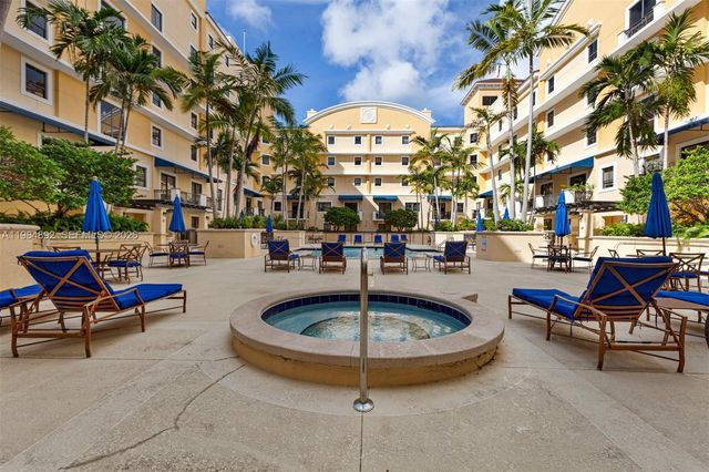 8390 SW 72nd Avenue 412, Miami, FL 33143