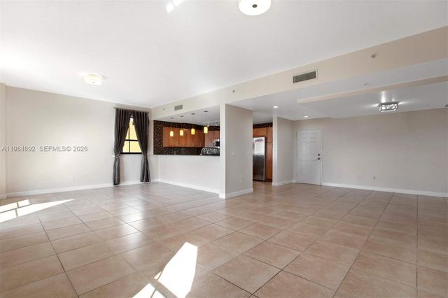 8390 SW 72nd Avenue 412, Miami, FL 33143