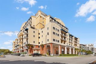 8390 SW 72nd Avenue 412, Miami, FL 33143