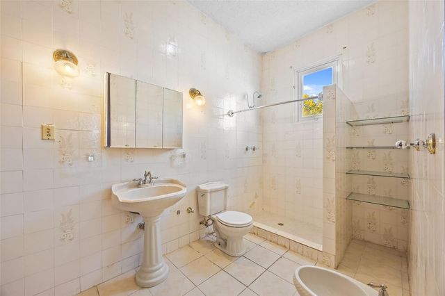 652 CALLE HERNANDEZ, Miramar, PR 00907