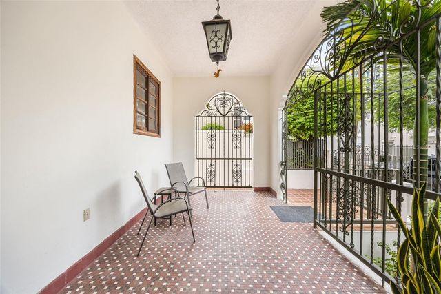 652 CALLE HERNANDEZ, Miramar, PR 00907