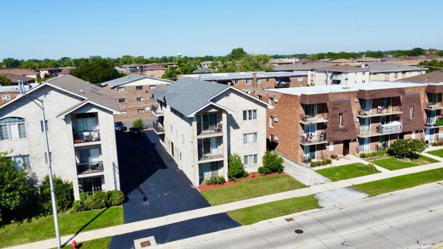 10620 Central Avenue 2A, Chicago Ridge, IL 60415
