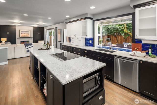 6513 126th Avenue NE, Kirkland, WA 98033