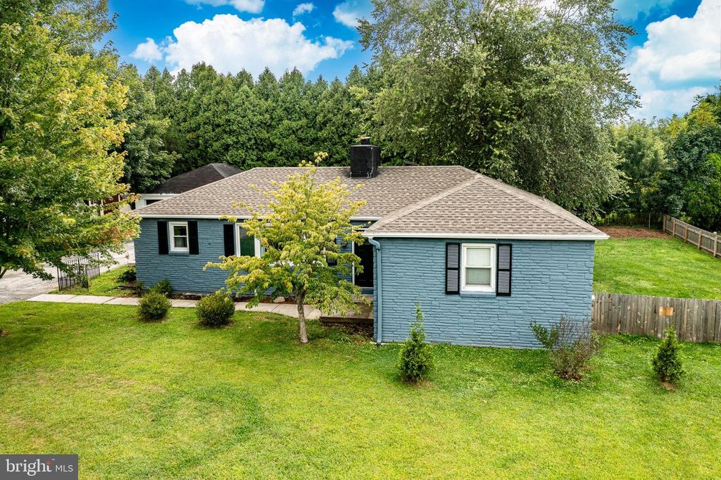 1364 TOWNSHIP LINE RD, PHOENIXVILLE, PA 19460 — photo 2