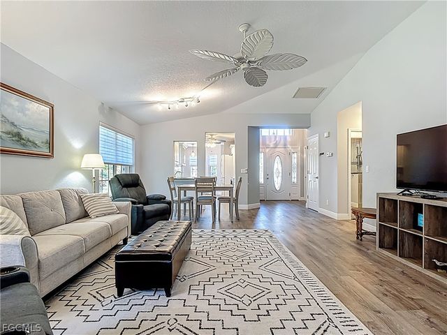 1670 Palo Duro BLVD, North Fort Myers, FL 33917