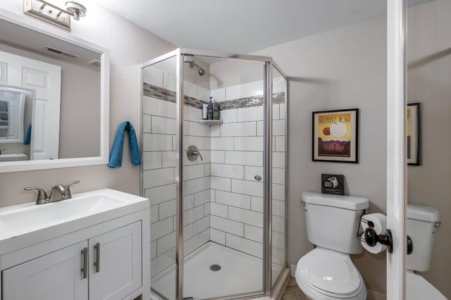 3240 LEVERTON AVE, Baltimore, MD 21224