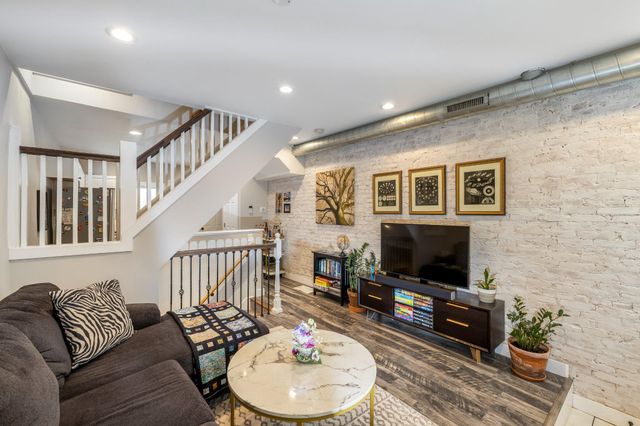 3240 LEVERTON AVE, Baltimore, MD 21224