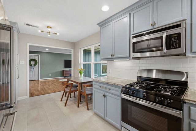 4410 Viking Drive, Houston, TX 77092