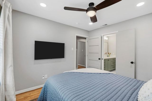 4410 Viking Drive, Houston, TX 77092