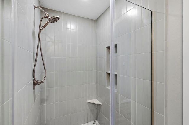 4410 Viking Drive, Houston, TX 77092