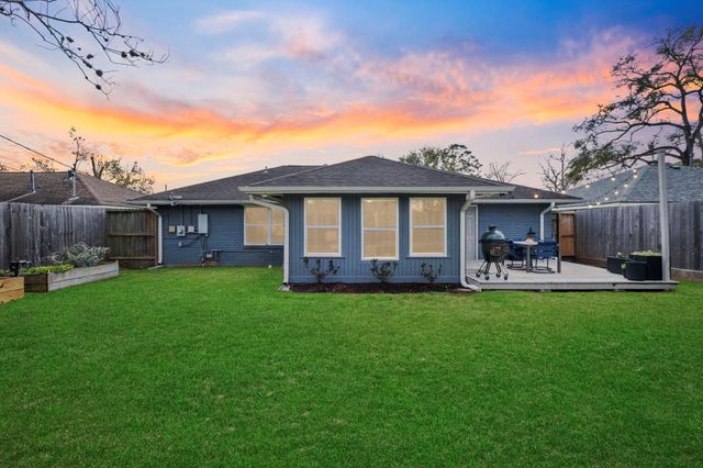 4410 Viking Drive, Houston, TX 77092