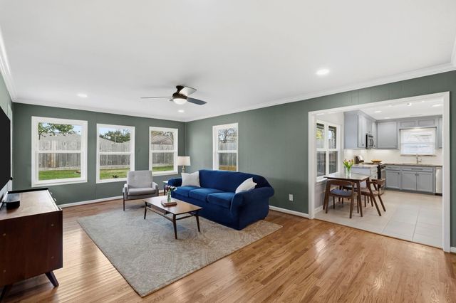 4410 Viking Drive, Houston, TX 77092