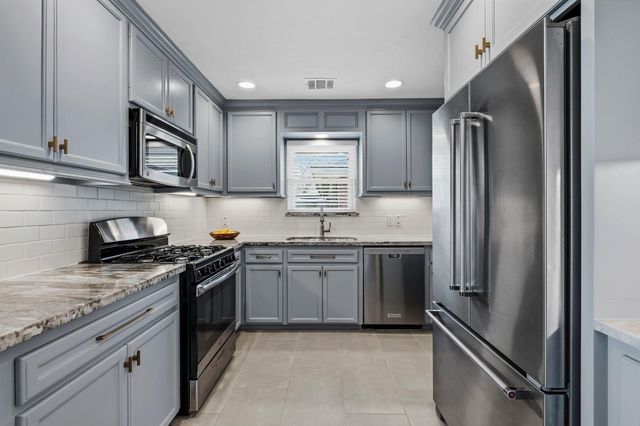 4410 Viking Drive, Houston, TX 77092