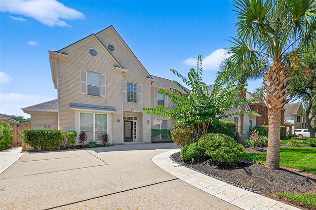 313 Shore Breeze Lane, League City, TX 77573