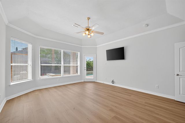 313 Shore Breeze Lane, League City, TX 77573