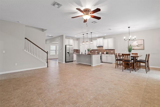 14048 WATERFORD CREEK BOULEVARD, Orlando, FL 32828