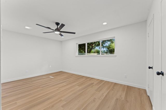 7519 Jason Street, Houston, TX 77074