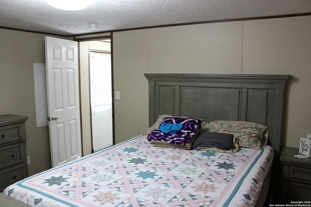 846 Inglewood Dr, Canyon Lake, TX 78133