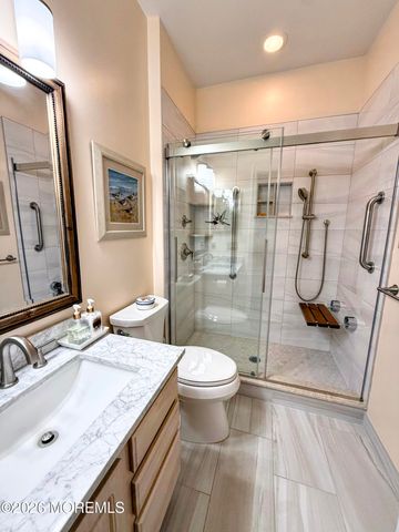 29 Valley Stream Place, Barnegat, NJ 08005