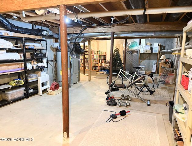 29 Valley Stream Place, Barnegat, NJ 08005