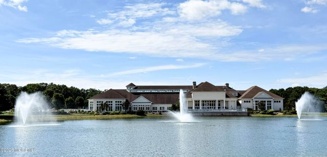 29 Valley Stream Place, Barnegat, NJ 08005