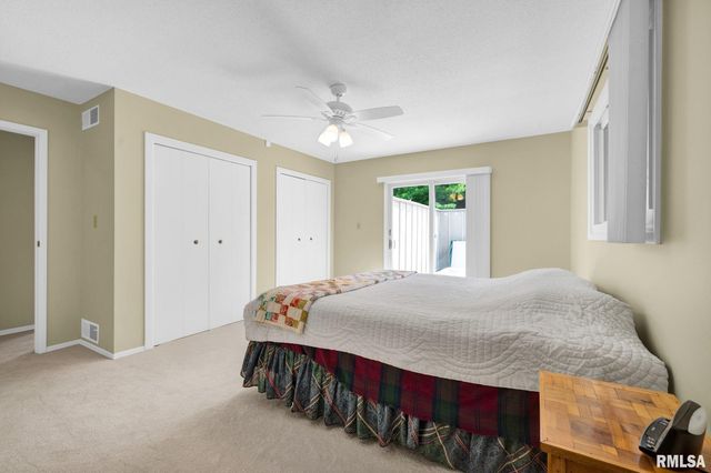 4612 W LYNNHURST Drive, Peoria, IL 61615