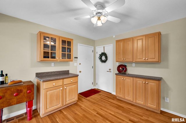 4612 W LYNNHURST Drive, Peoria, IL 61615