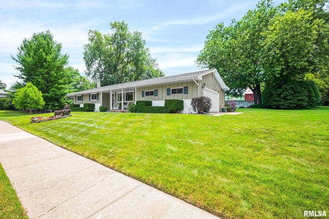 4612 W LYNNHURST Drive, Peoria, IL 61615